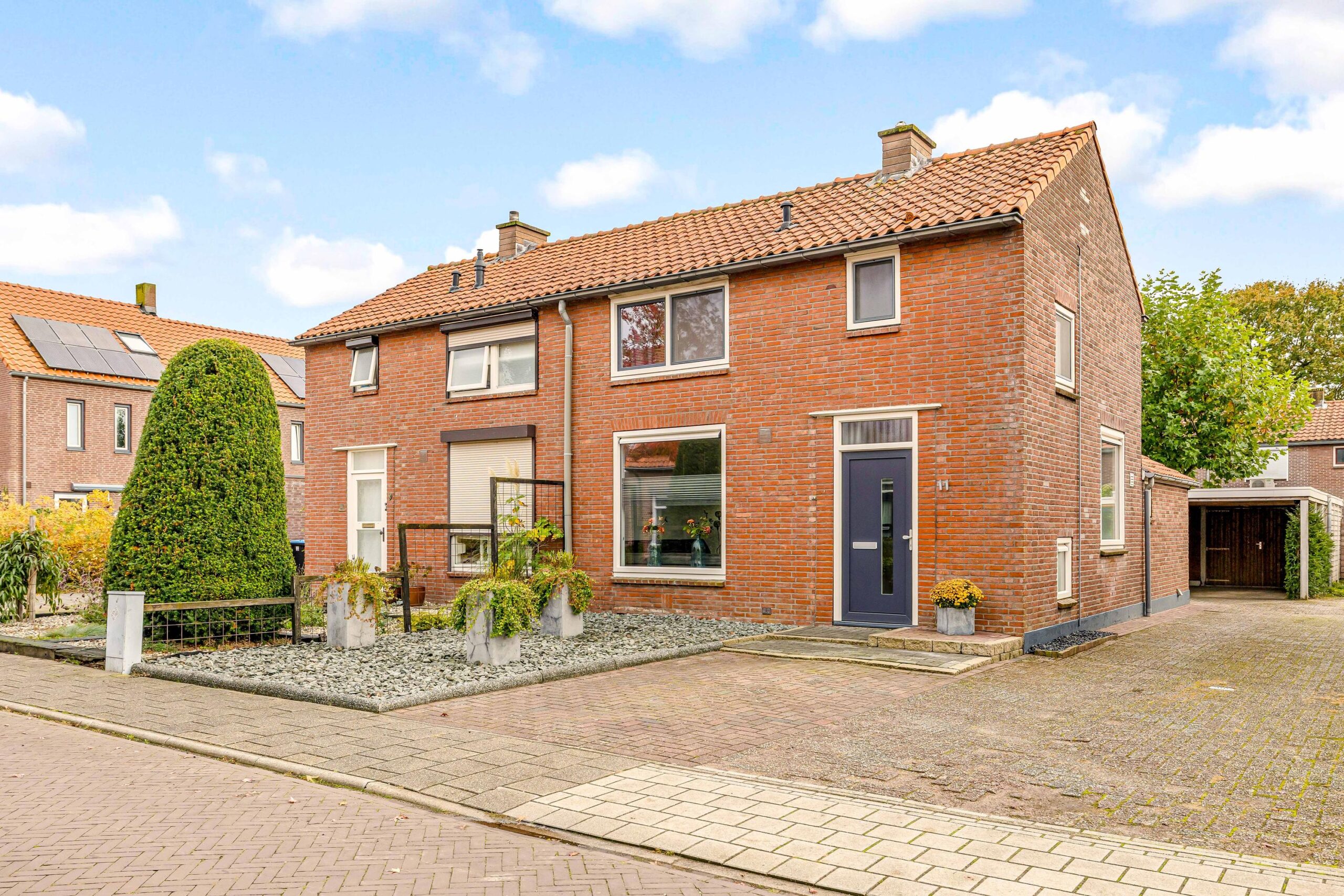 Dr.a.th.plantenstraat 11