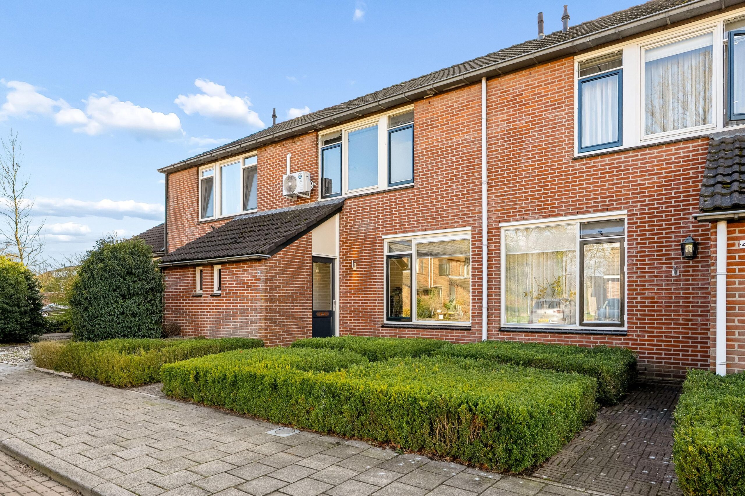 Den Esker 6
